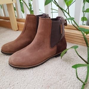 🌄Brand New Columbia Boots🦔